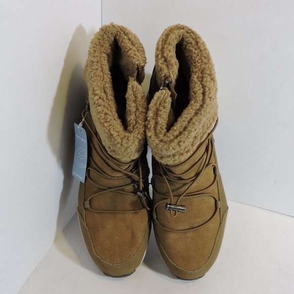 "Easy Spirit" Beige Booties - Picture 4 of 4